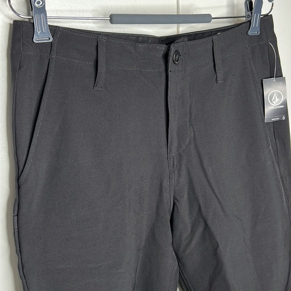 Volcom Men's Size 30 Kerosene Hybrid Short 4 Way Stretch Black NWT - Picture 2 of 7